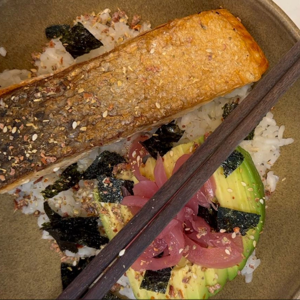 Quick Salmon Rice Bowl with Avocado &ndash; Blue Circle Foods