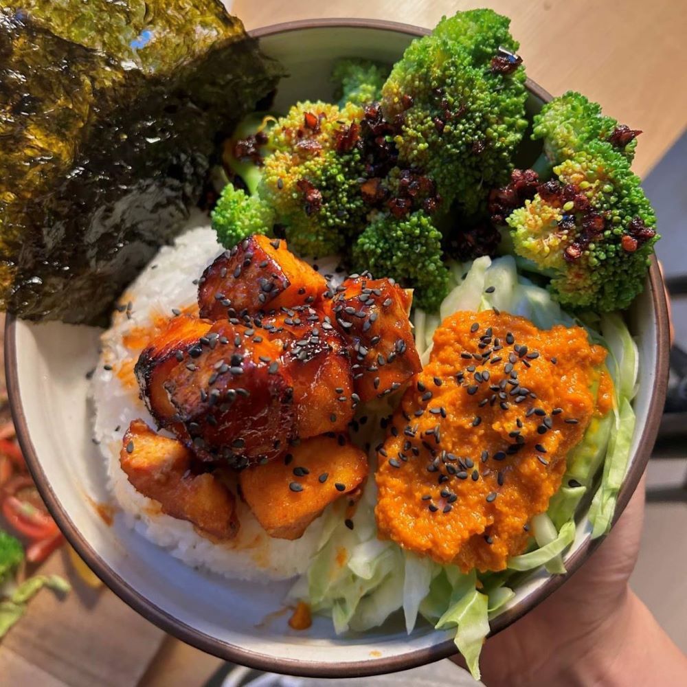 Sticky Gochujang Salmon Bowl